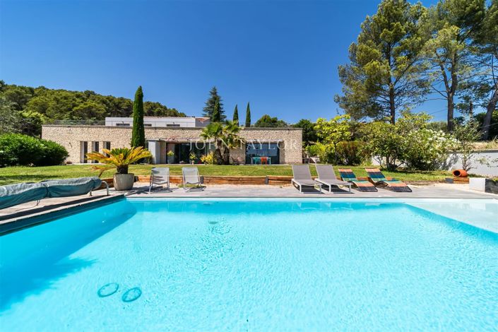 Image No.4-4 Bed House for sale