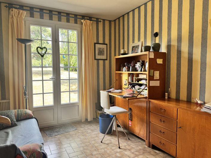 Image No.15-3 Bed House for sale