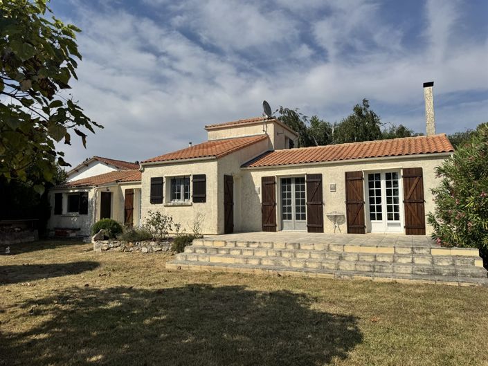 Image No.20-3 Bed House for sale