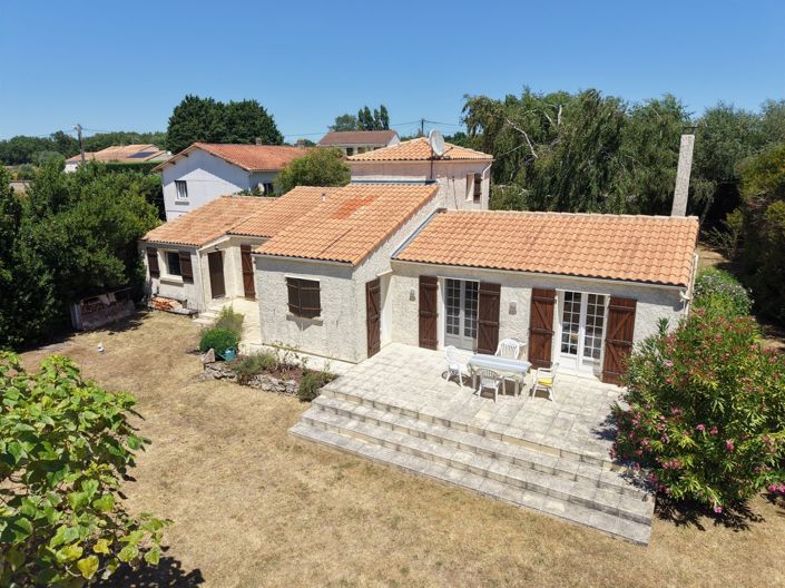 Image No.21-3 Bed House for sale
