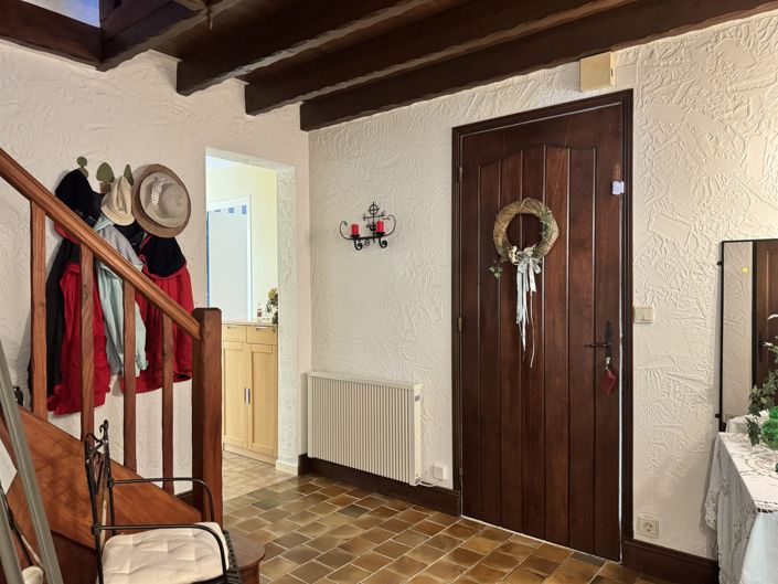 Image No.9-3 Bed House for sale