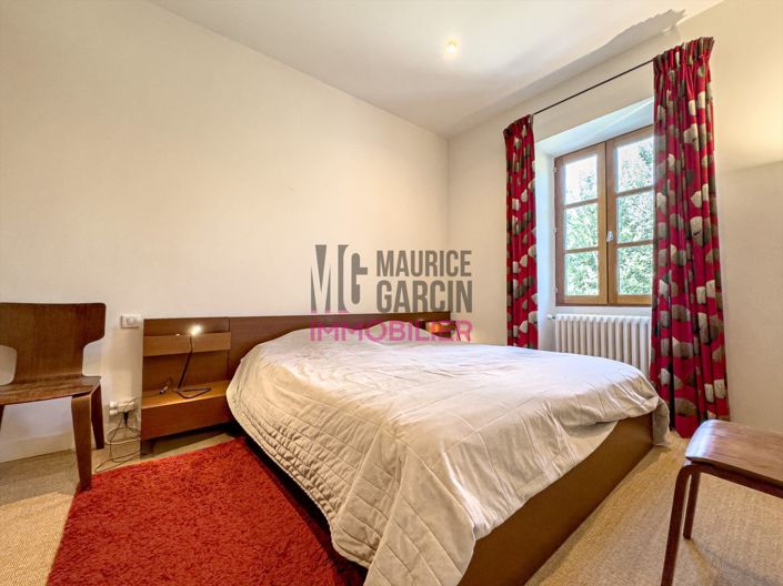 Image No.15-6 Bed House for sale