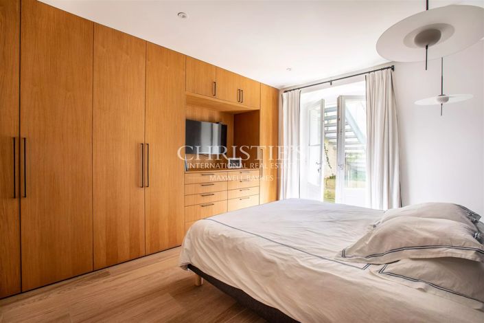 Image No.12-3 Bed Apartment for sale