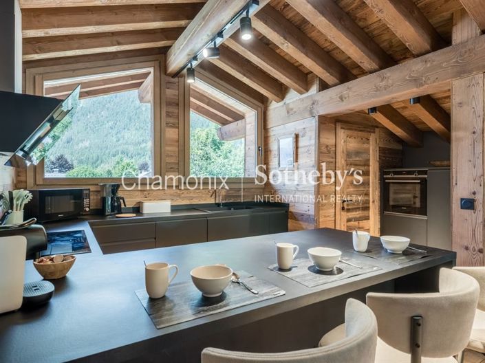 Image No.5-4 Bed House for sale
