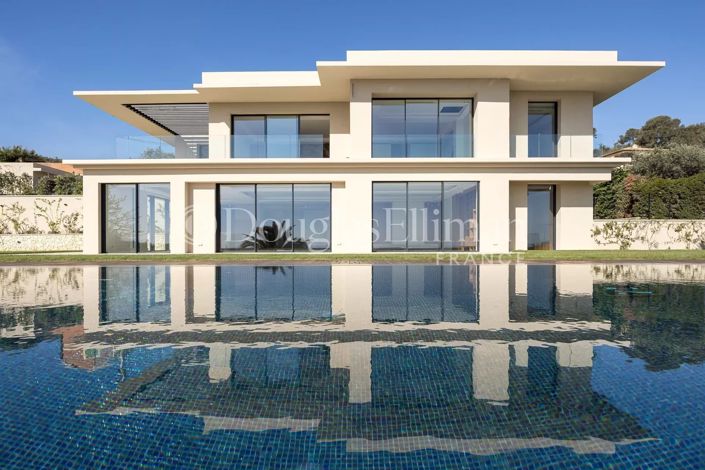 Image No.3-5 Bed House for sale
