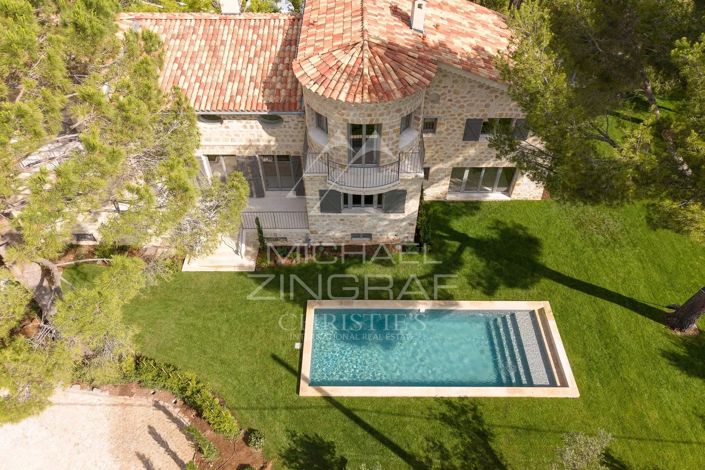 Image No.15-7 Bed House for sale