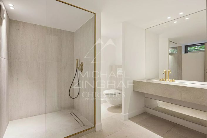 Image No.17-7 Bed House for sale