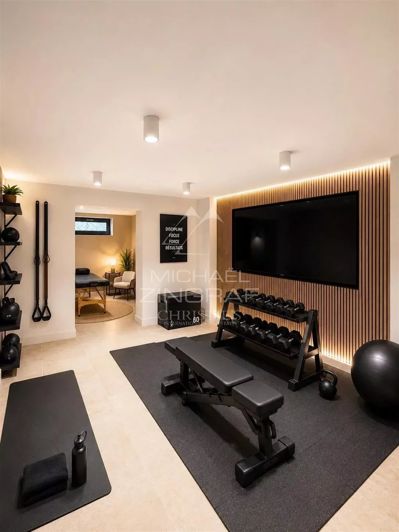 Image No.28-7 Bed House for sale