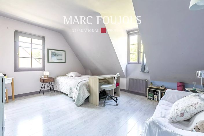 Image No.15-5 Bed House for sale