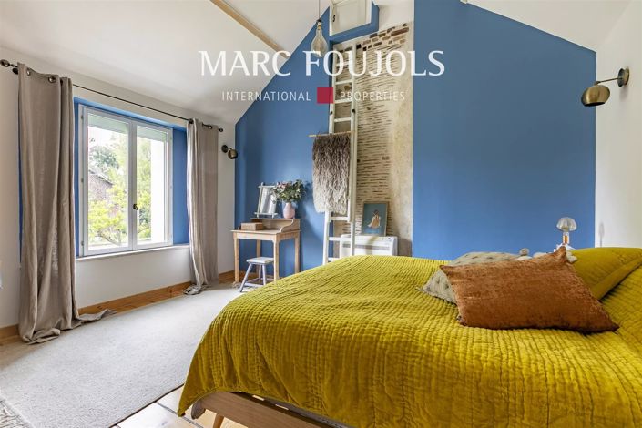 Image No.17-5 Bed House for sale