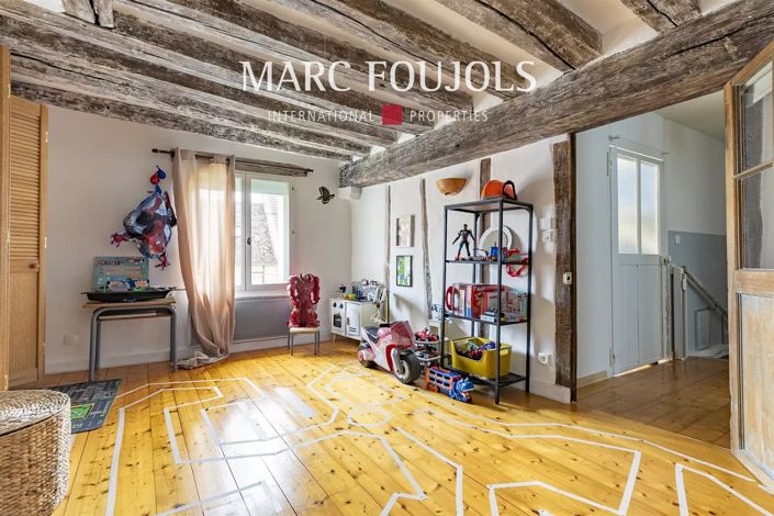 Image No.20-5 Bed House for sale