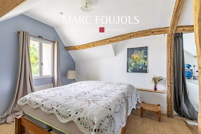 Image No.24-5 Bed House for sale