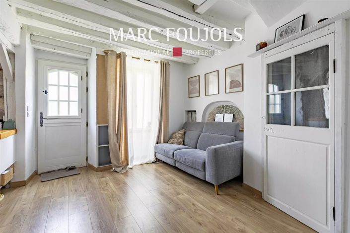 Image No.8-5 Bed House for sale
