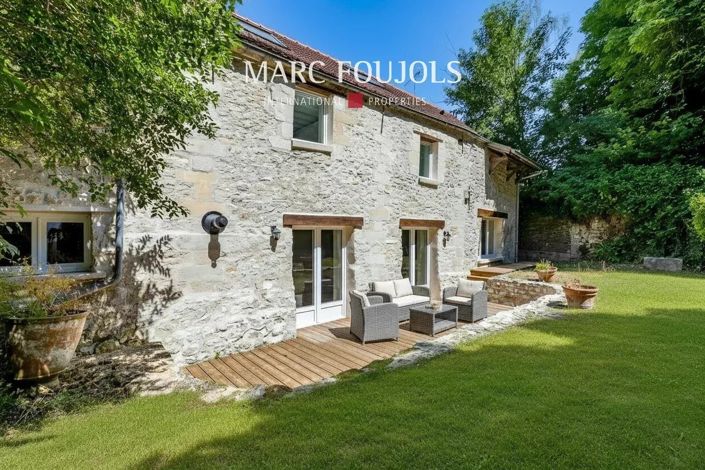 Image No.2-5 Bed House for sale