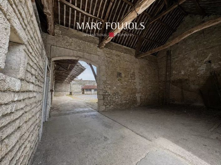 Image No.5-5 Bed House for sale