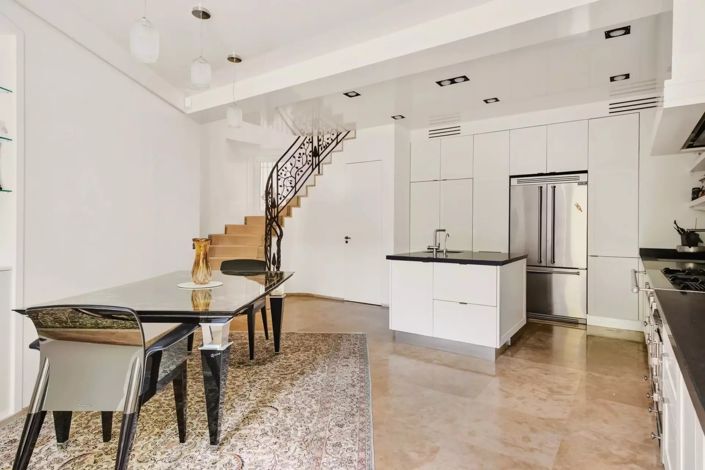 Image No.6-3 Bed Apartment for sale