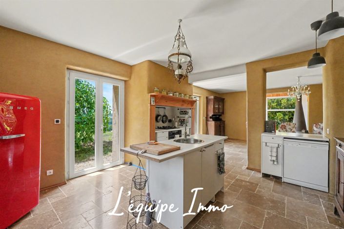 Image No.5-5 Bed House for sale