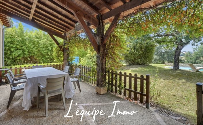 Image No.6-5 Bed House for sale