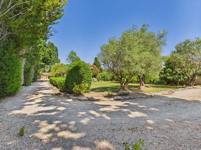 Image No.37-6 Bed House for sale