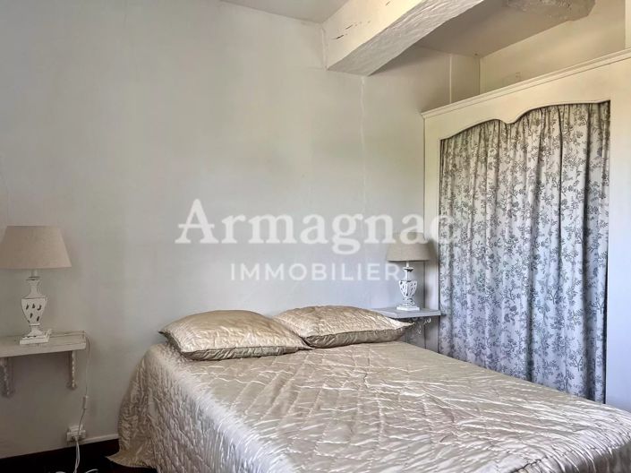 Image No.6-3 Bed House for sale