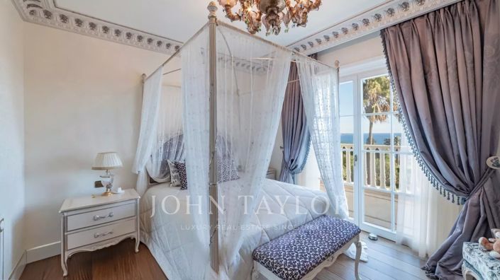 Image No.16-8 Bed House for sale
