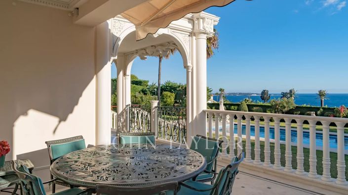 Image No.3-8 Bed House for sale