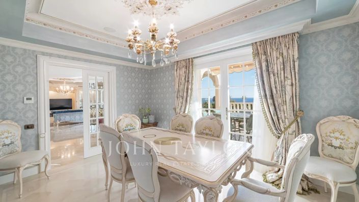 Image No.9-8 Bed House for sale