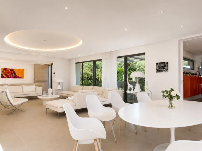 Image No.15-7 Bed House for sale
