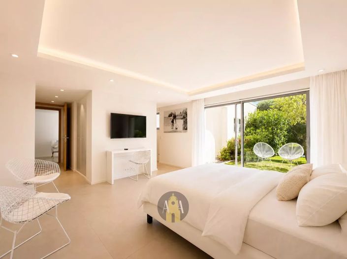 Image No.22-7 Bed House for sale