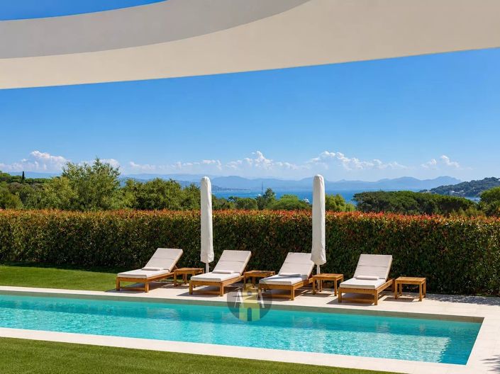 Image No.30-7 Bed House for sale