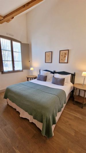 Image No.15-3 Bed House for sale