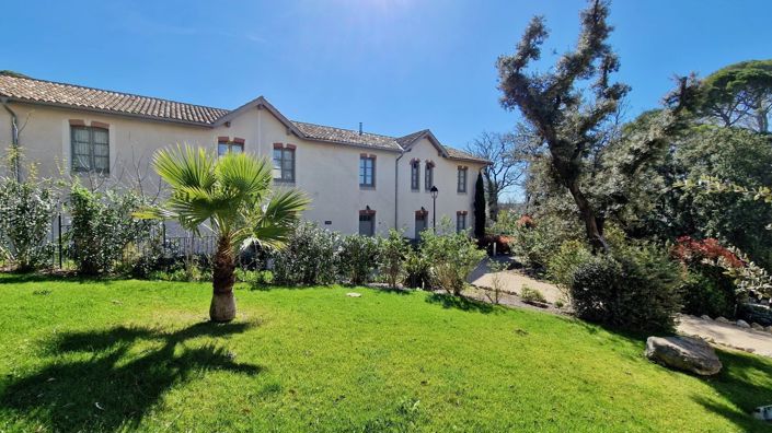 Image No.17-3 Bed House for sale