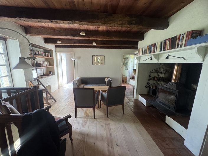 Image No.16-6 Bed House for sale