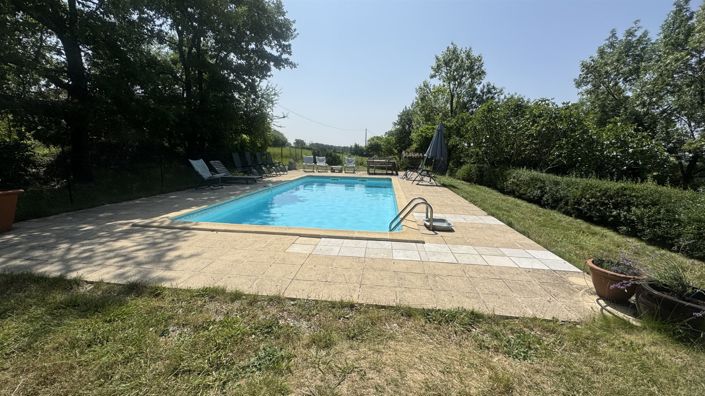 Image No.20-6 Bed House for sale