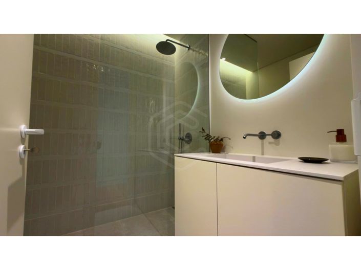 Image No.21-2 Bed Apartment for sale