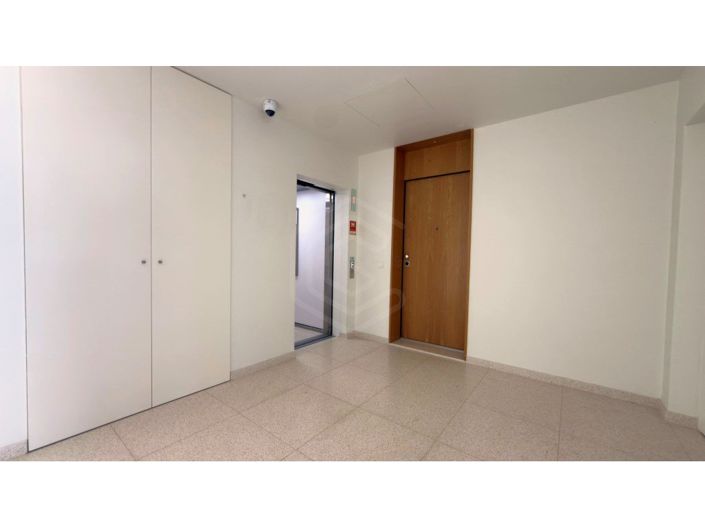 Image No.31-2 Bed Apartment for sale