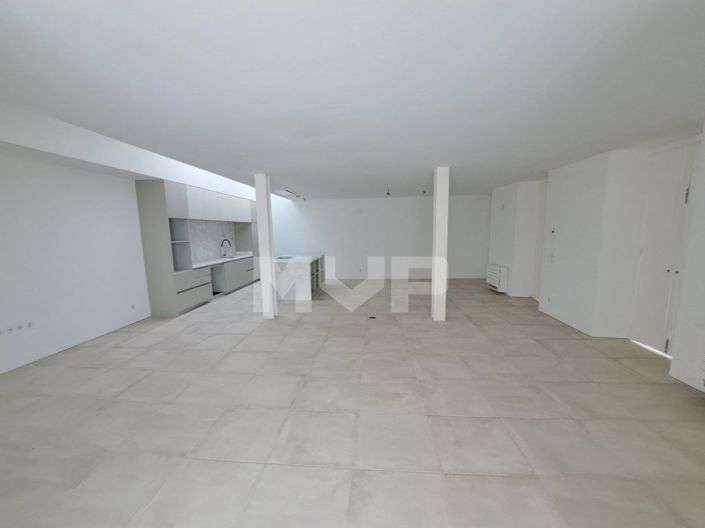 Image No.23-4 Bed House for sale