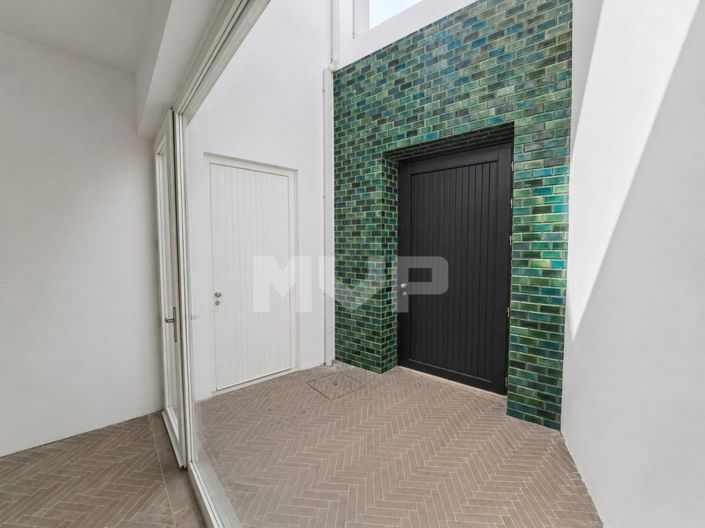 Image No.41-4 Bed House for sale
