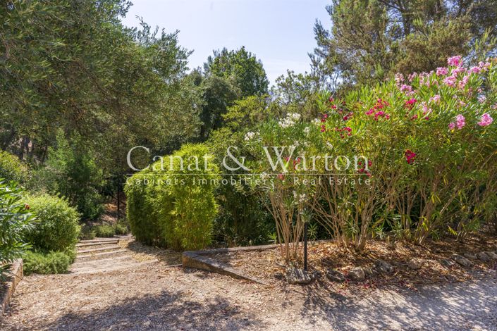Image No.13-6 Bed House for sale