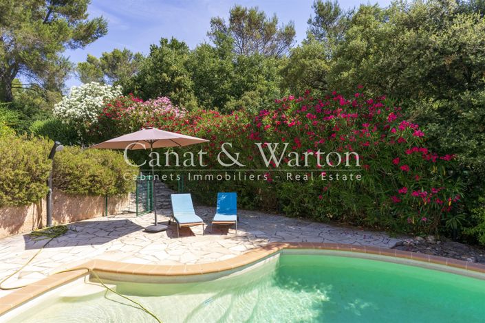Image No.14-6 Bed House for sale