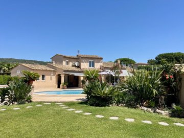 1 - Le Plan-de-la-Tour, House