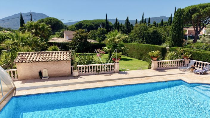 Image No.2-4 Bed House for sale