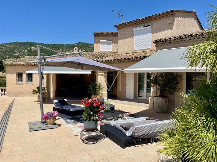 Image No.5-4 Bed House for sale