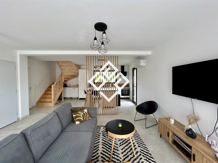 Image No.3-3 Bed House for sale