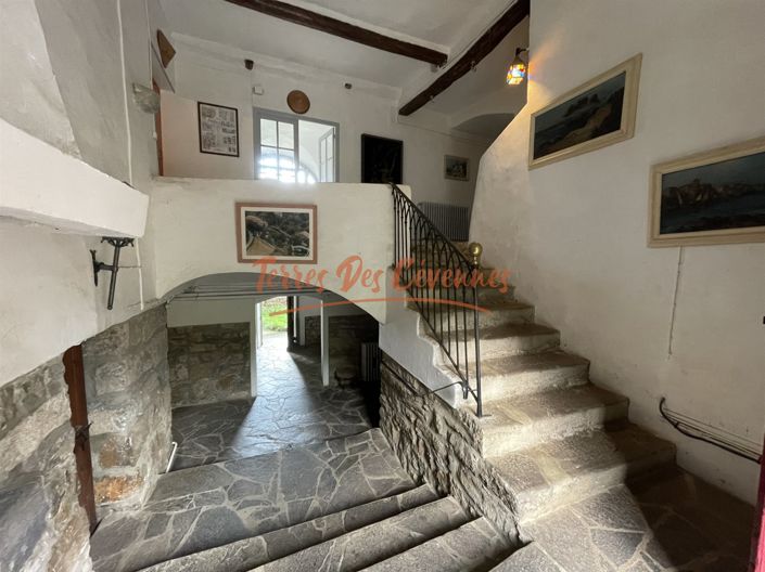 Image No.4-5 Bed House for sale