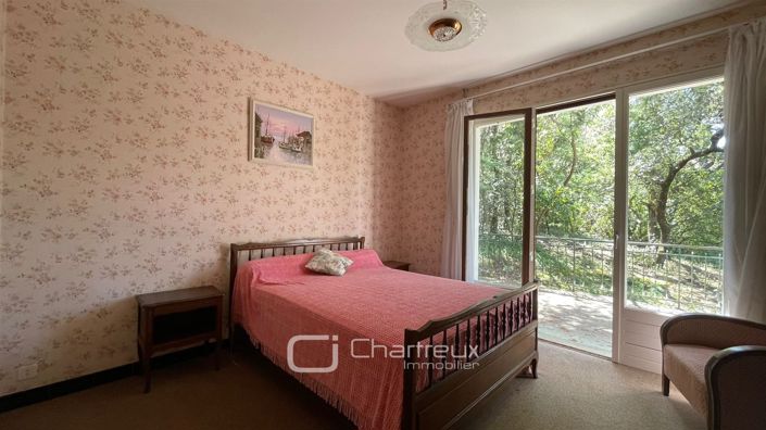 Image No.15-6 Bed House for sale