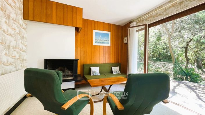 Image No.2-6 Bed House for sale