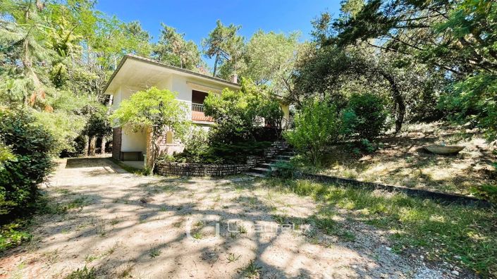 Image No.21-6 Bed House for sale