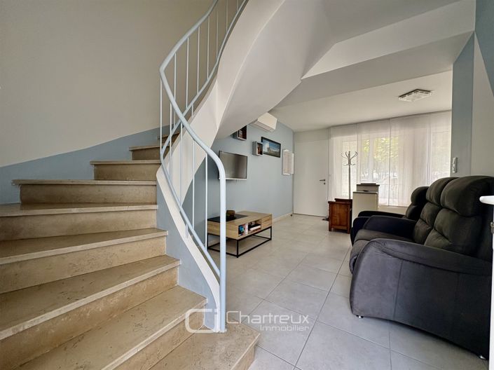 Image No.4-3 Bed House for sale