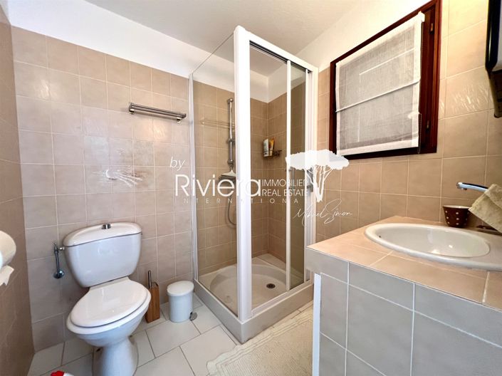 Image No.28-5 Bed House for sale
